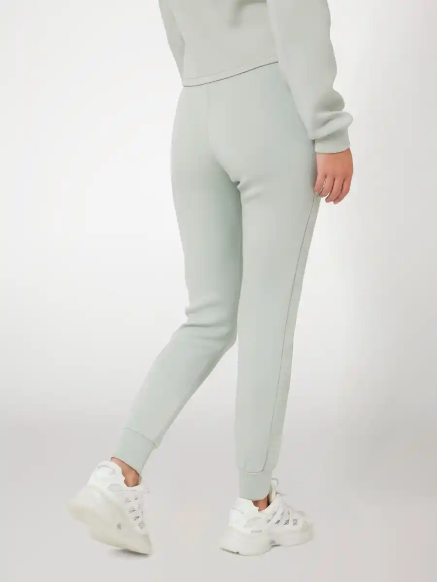 Guess-zenska-trenerka-GV2YB18-K7UW2-G8ES-03-1