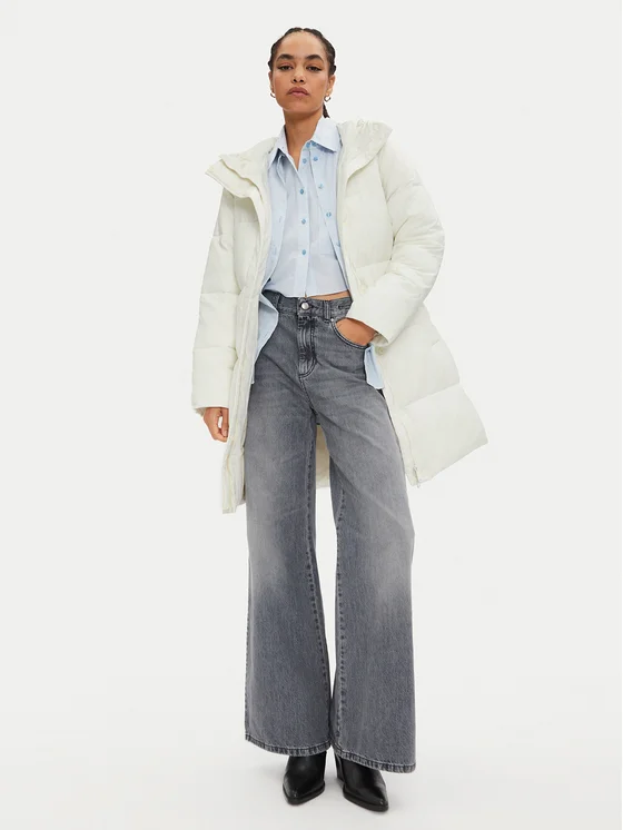calvin-klein-jeans-kurtka-puchowa-j20j224122-ecru-relaxed-fit-0000304061974-(1)