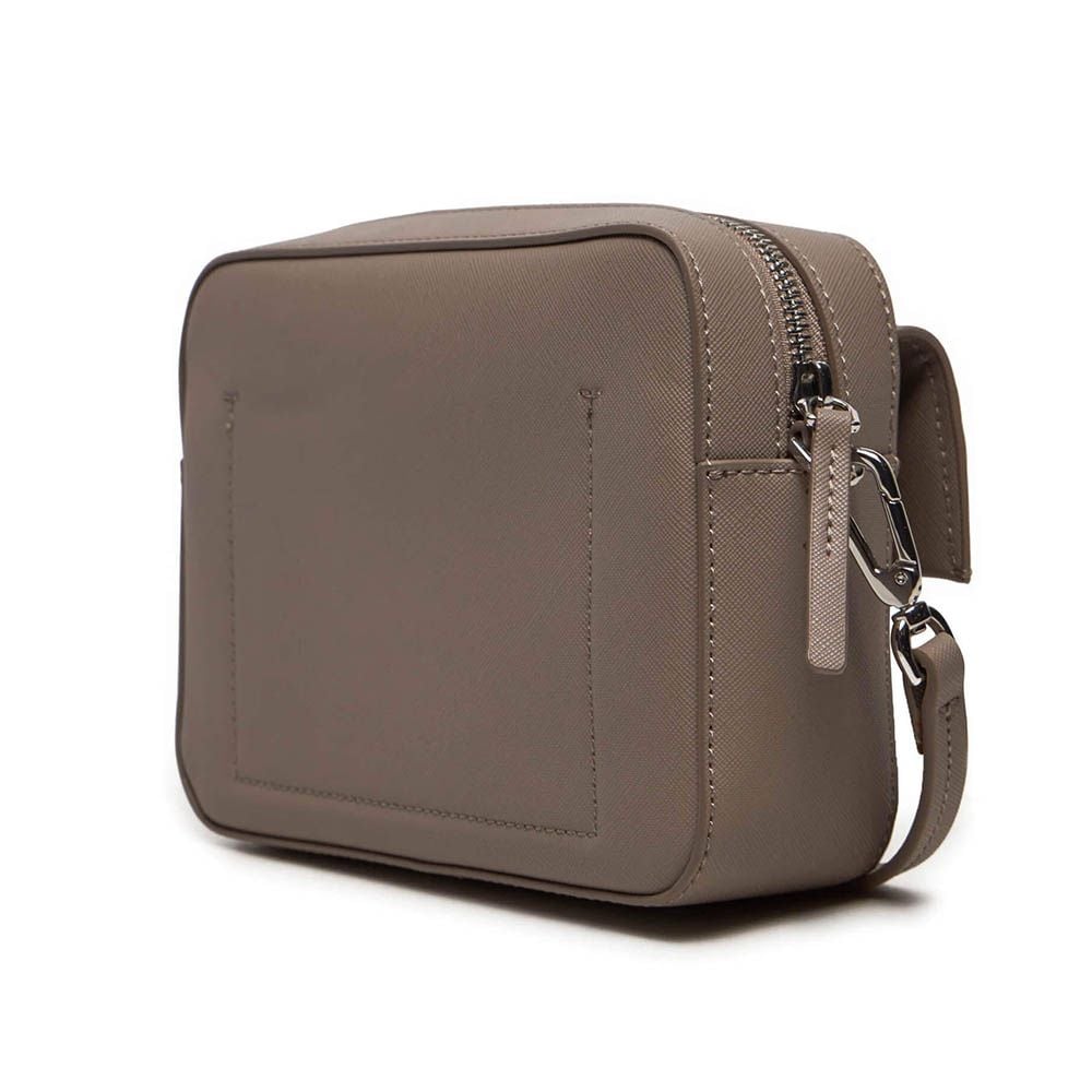 calvin-klein-torebka-linear-k60k612564-bezowy-8720639574926-2-1