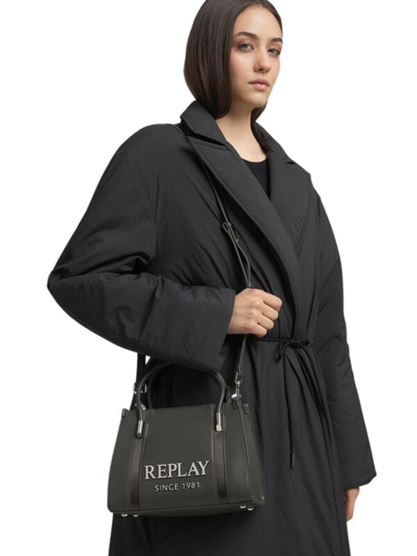 RFW3767-A0015G-0028-4
