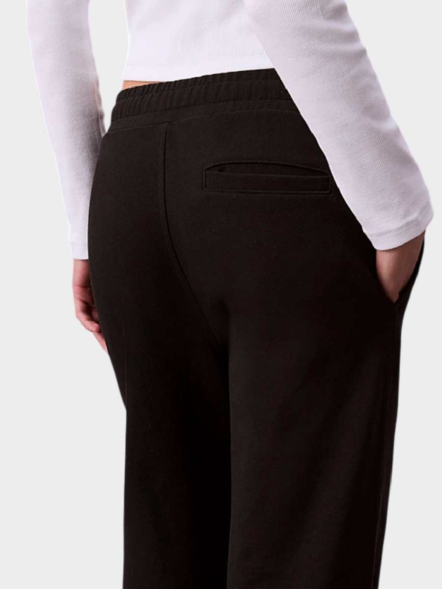 Calvin-Klein-zenska-trenerka-cklv047b240g-ub1-02