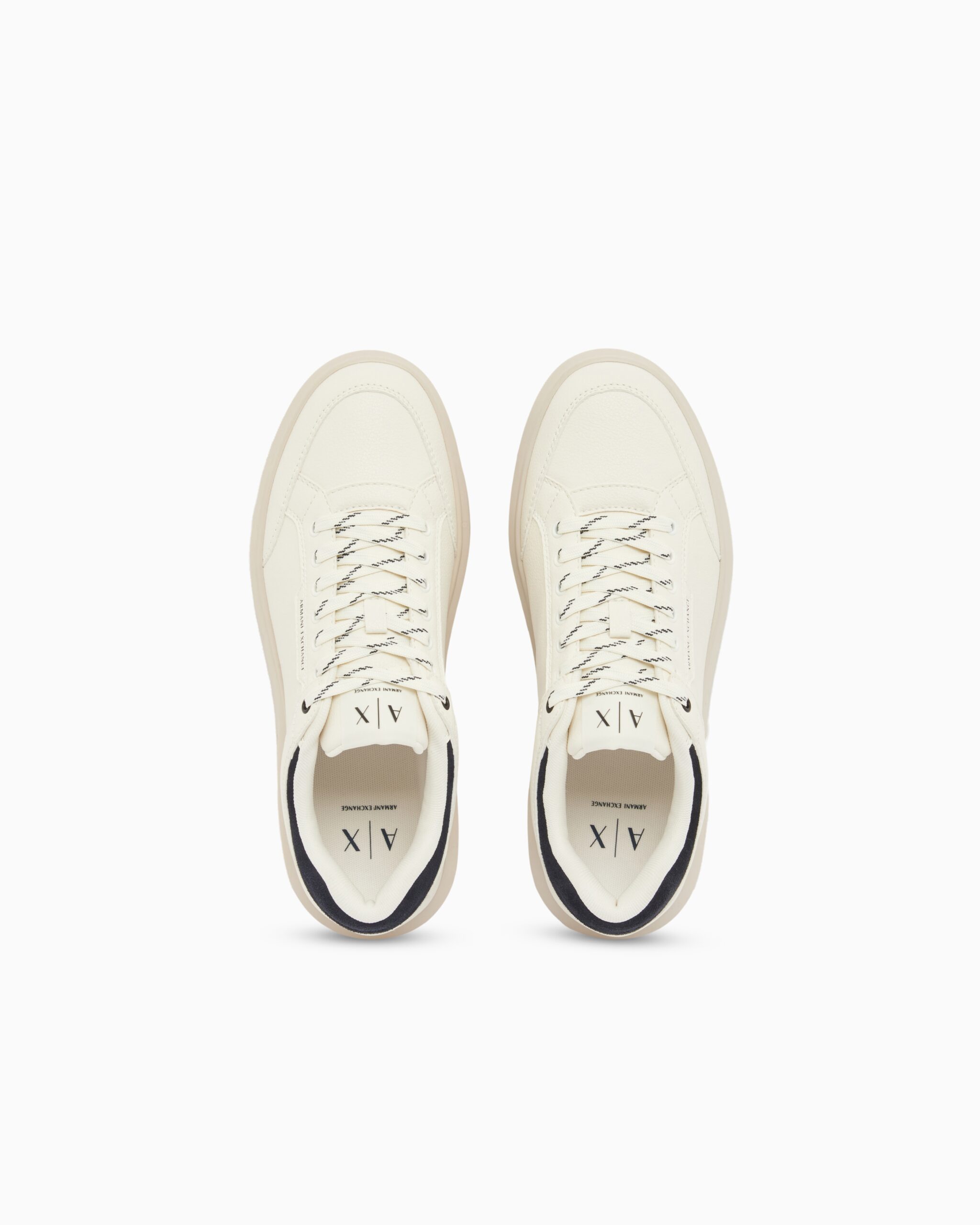 XM001722-AF17540-MZ266-R-SS2026