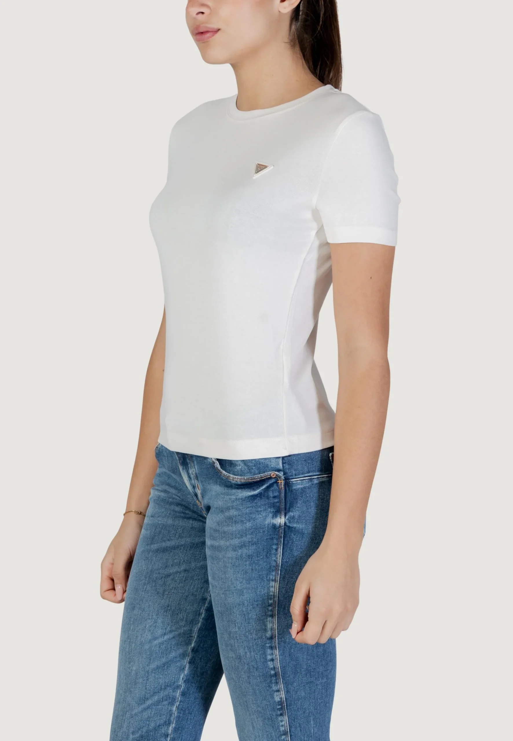 t-shirt-maniche-corte-guess-avorio-sonia-cn-ss-t-shirt-v6ri17-kd741-1766568091-285-29
