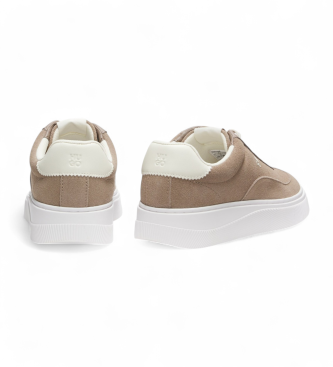 hugo-zapatillas-lyzz-tenn-marrn-50563568-3315501-c