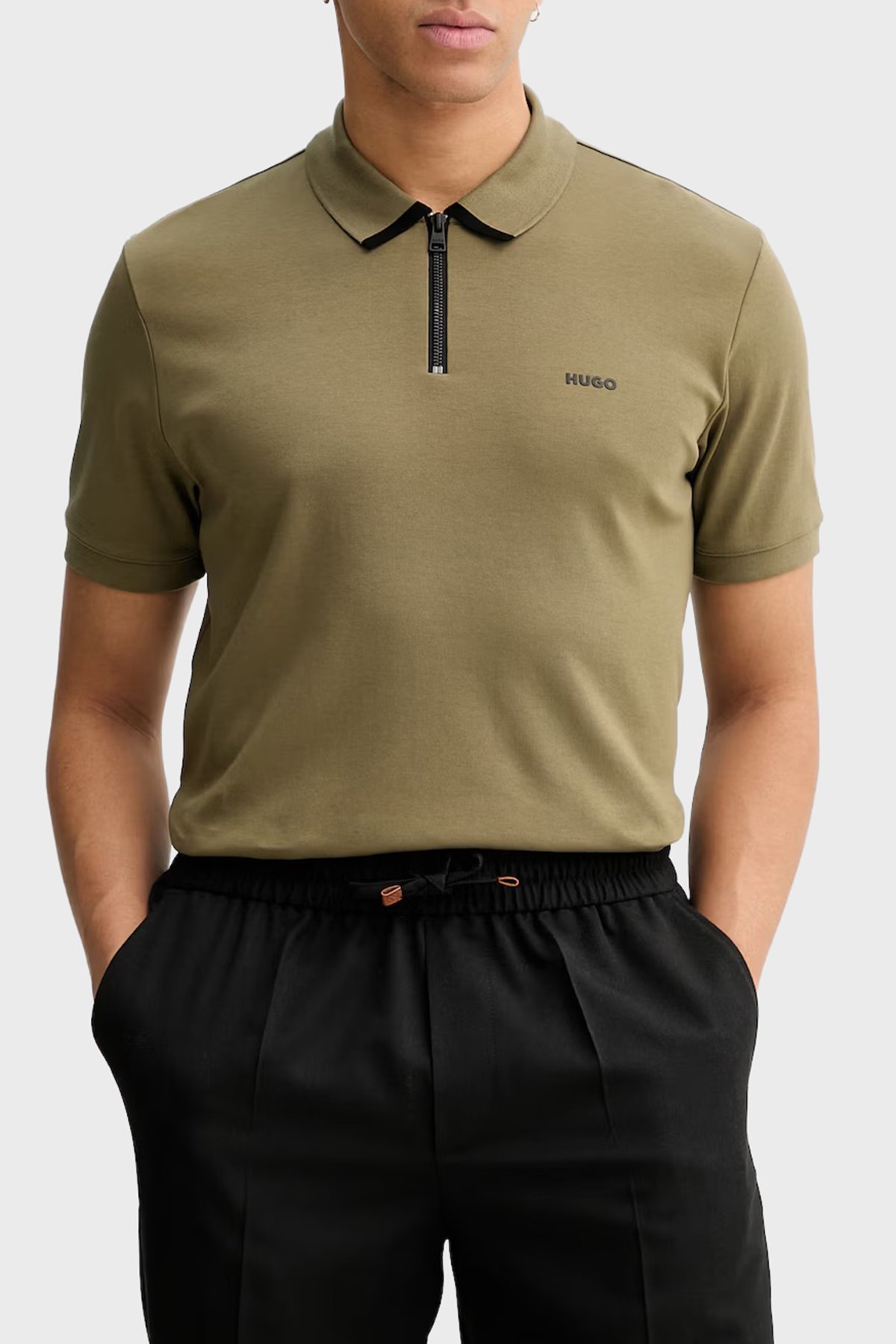 1200x1800-hugo-pamuklu-regular-fit-yarim-fermuarli-erkek-polo-50511721-389-haki-3190468-64-B