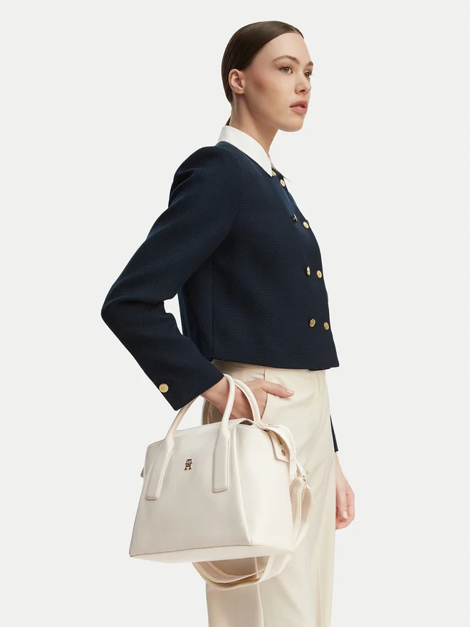 handtasche-tommy-hilfiger-aw0aw18532-creme-8721337218327-(1)