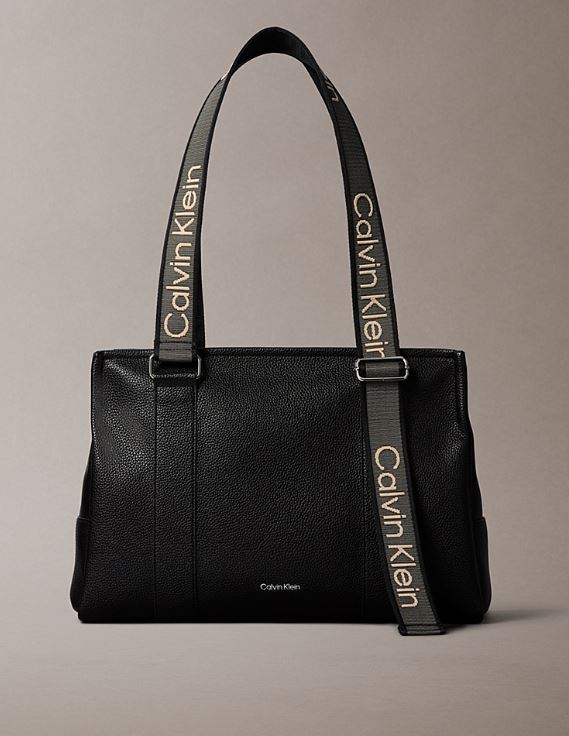 Calvin Klein – Crna ženska torba