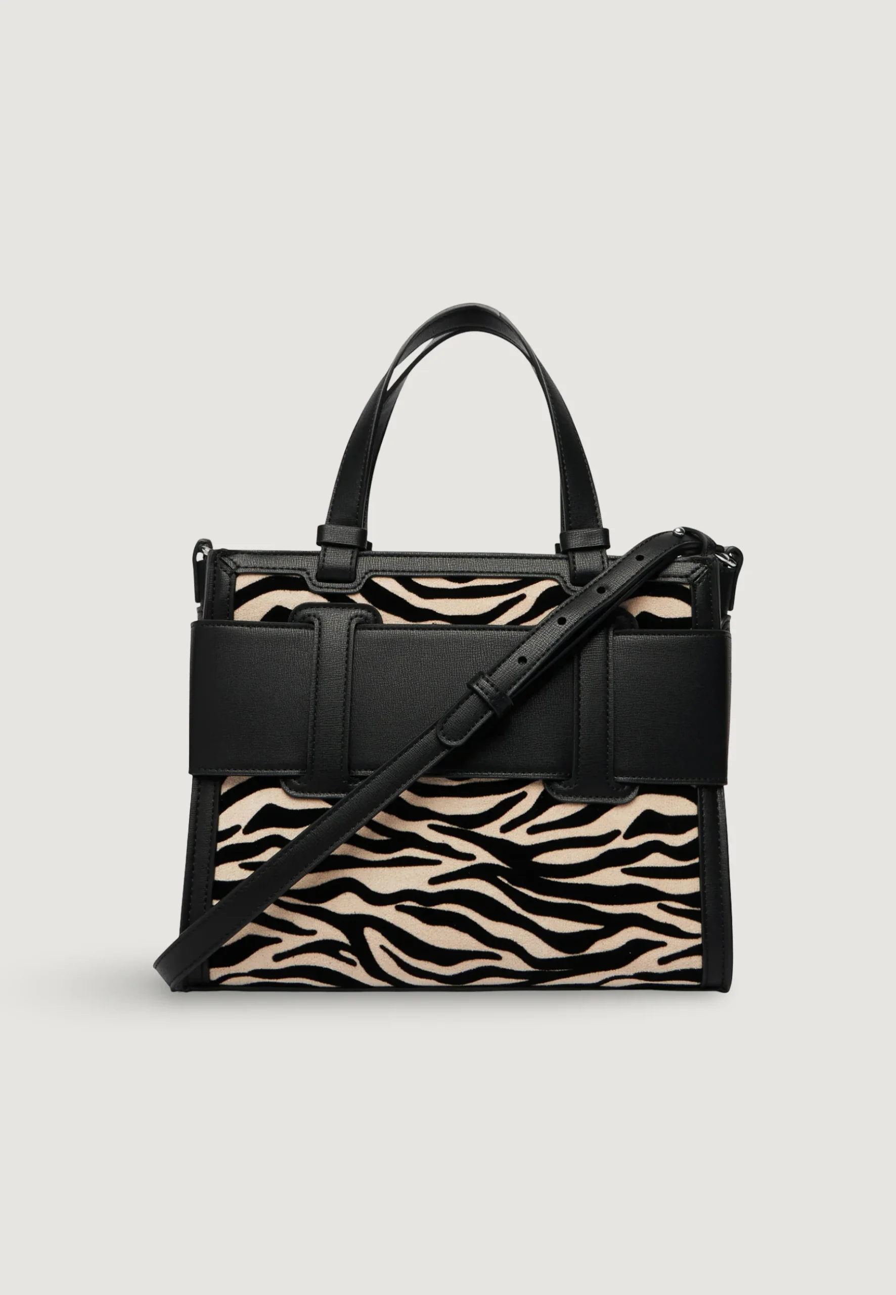 borse-medie-armani-exchange-nero-xw000392-af26445-1784542427-283-29