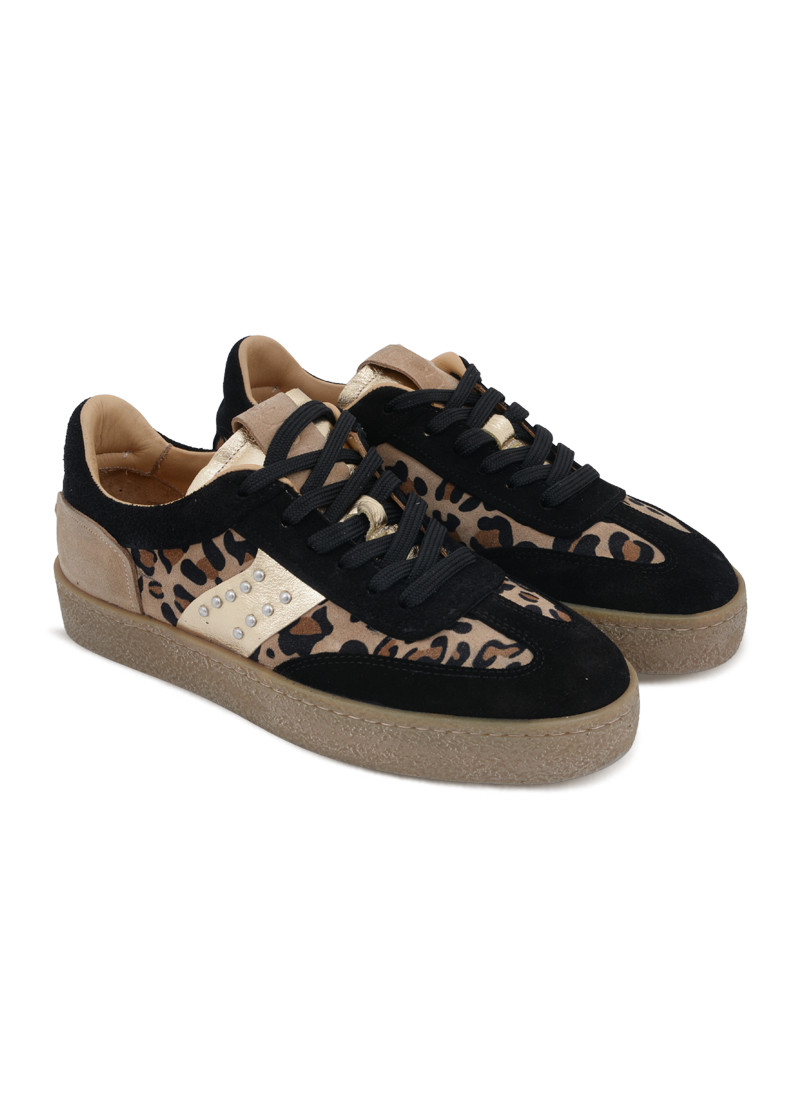 3017725-VITELLO-BLACK-LEO-CAMEL-800-1120px
